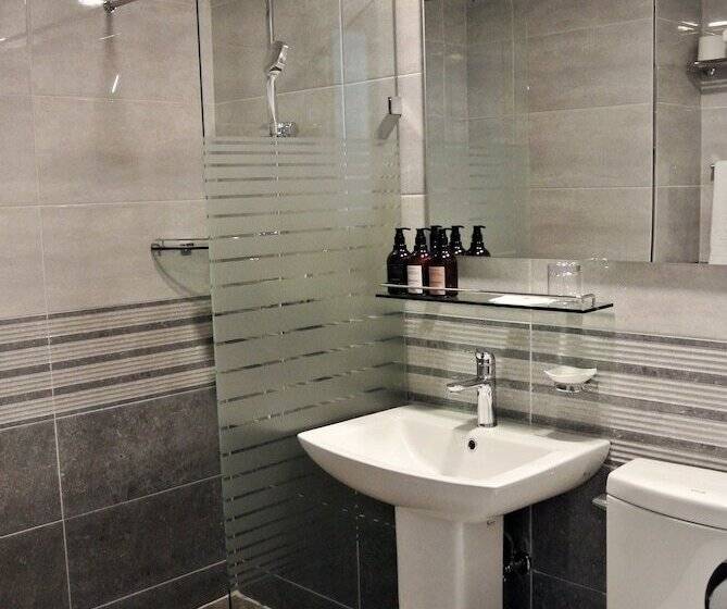 家庭间, Jeju Noblesse