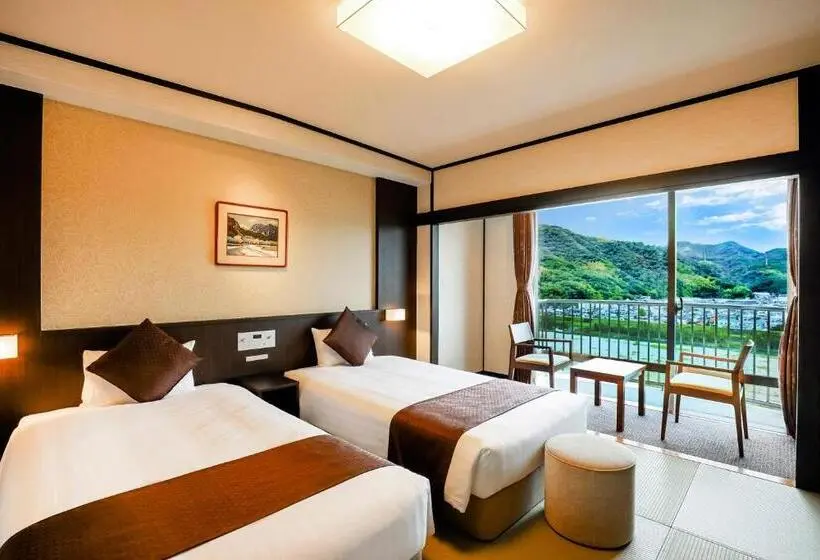 اتاق استاندارد, Kamenoi Hotel Kochi