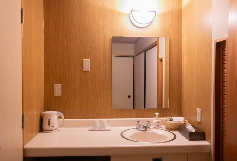 اتاق استاندارد, Kamenoi Hotel Kochi
