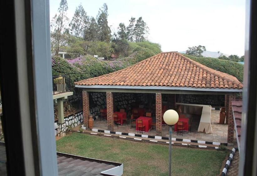 اتاق استاندارد یک نفره, Kings Hospitality Centre