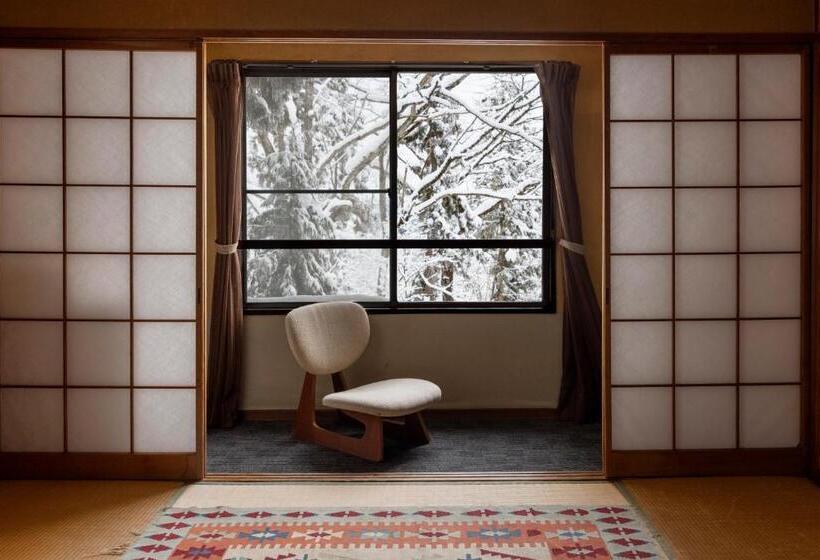 חדר סופריור, Kogakuro