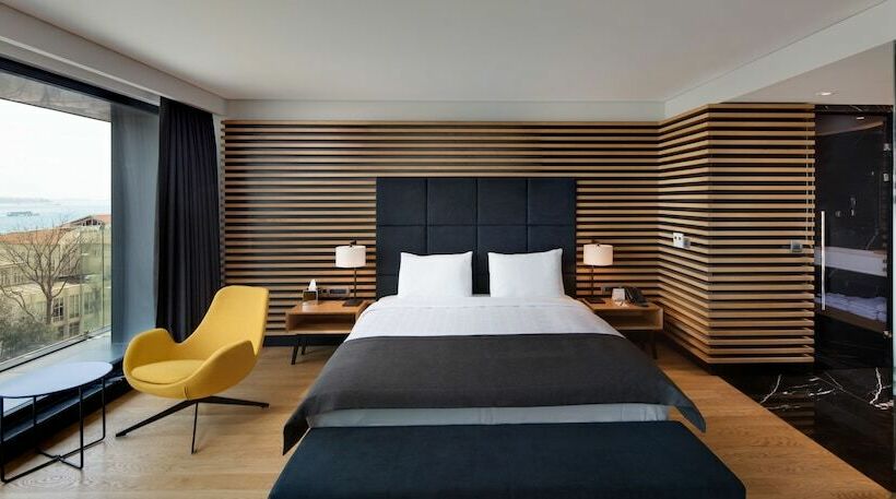 اتاق سوپریور با چشم‌انداز دریا, Metropolitan Hotels Bosphorus   Special Category