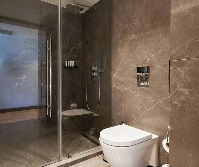 اتاق لوکس با چشم‌انداز دریا, Metropolitan Hotels Bosphorus   Special Category