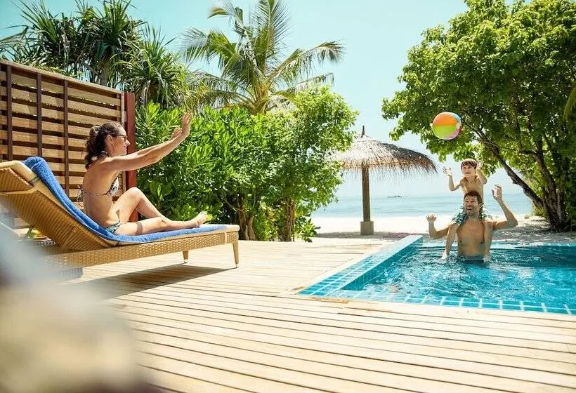 ویلای یک اتاق خوابه با استخر شنا, Robinson Noonu  All Inclusive
