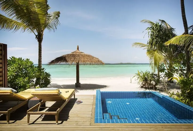 ویلای یک اتاق خوابه با استخر شنا, Robinson Noonu  All Inclusive