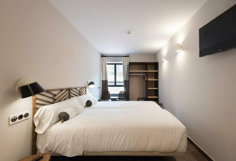 اتاق استاندارد, Rural Sagarlore