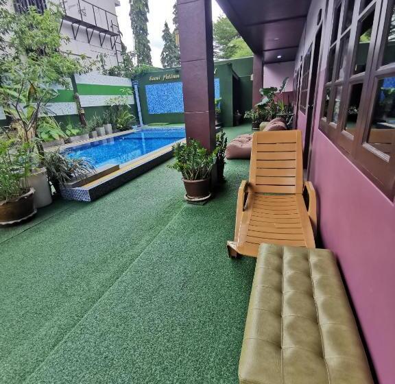 Апартаменты 1 Спальня Вид на Бассейн, Platinum Resort