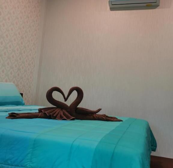 דירת חדר נוף לבריכה, Platinum Resort