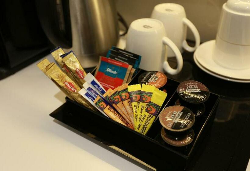 استودیوی لوکس, The Branksome Hotel & Residences