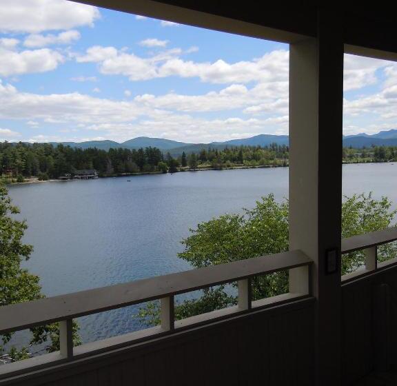 شقة ديلوكس غرفة واحدة, The Haus On Mirror Lake