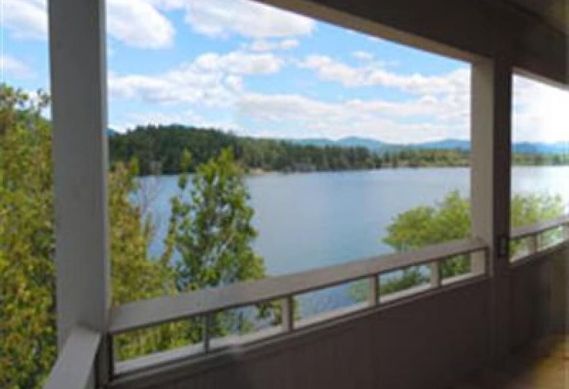 شقة ديلوكس غرفة واحدة, The Haus On Mirror Lake