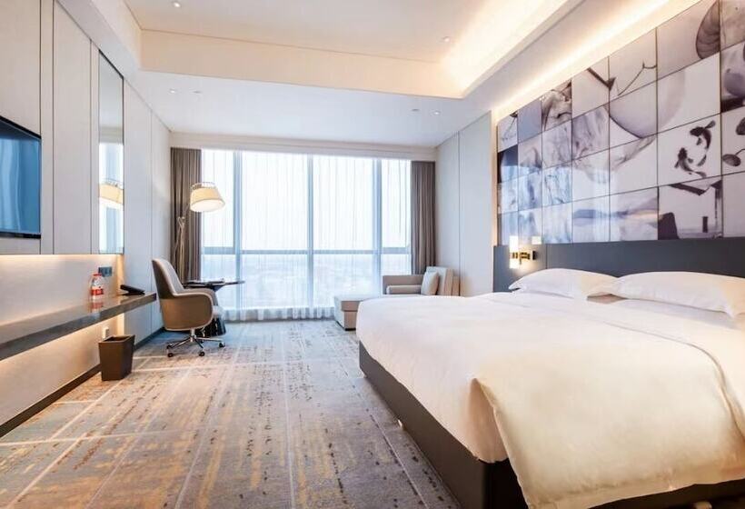 Номер Superior, Wyndham Grand Suzhou Fenhu