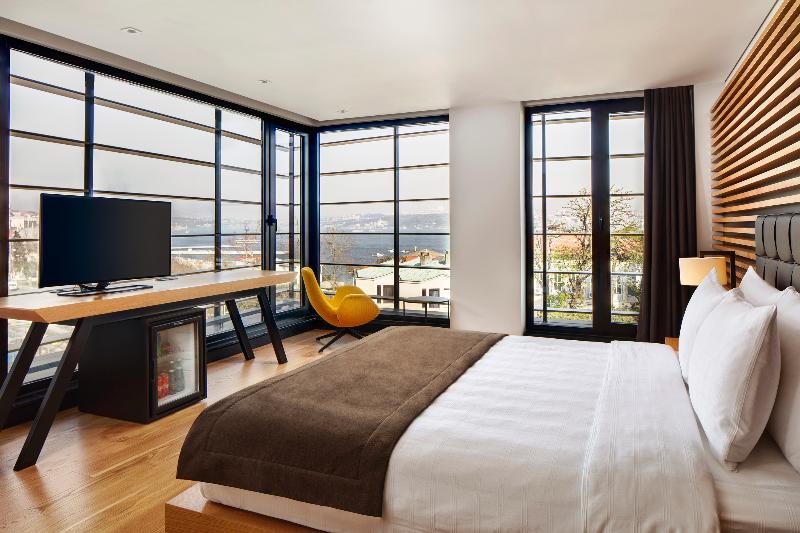 اتاق سوپریور با چشم‌انداز دریا, Metropolitan Hotels Bosphorus   Special Category