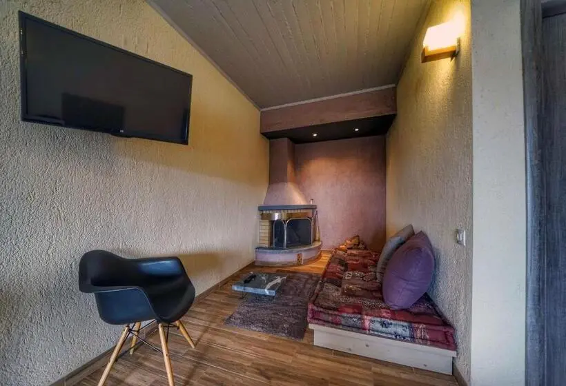 スタンダードルーム, Livadi Suites