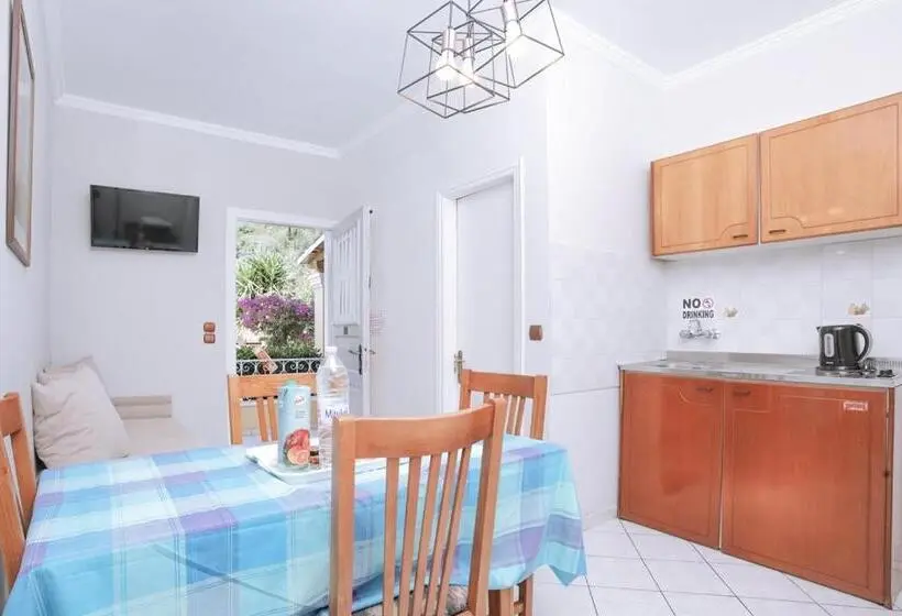 ２ベッドルームアパートメント, Marina Apartments, Agios Gordios Corfu