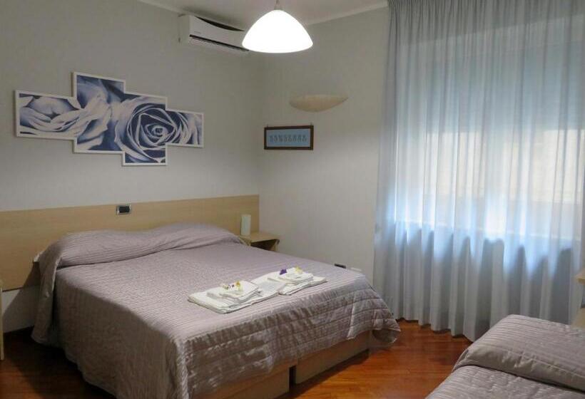 חדר סטנדרט לשלושה, B&b Studio 162