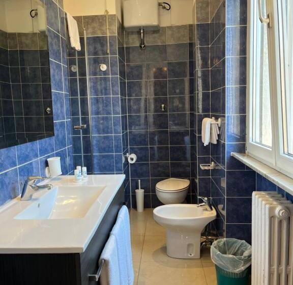 اتاق استاندارد سه نفره, Europa Parking