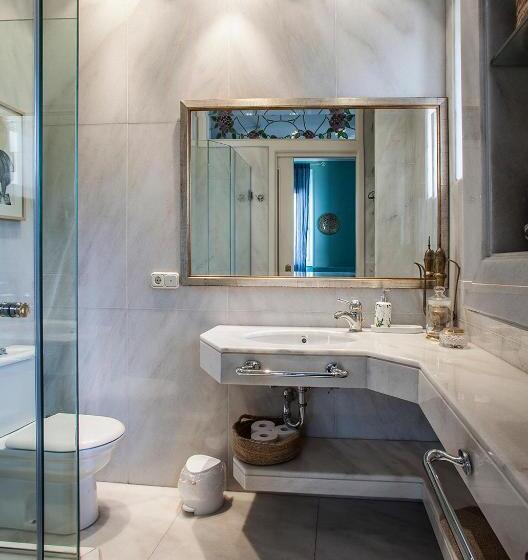 标准房带园景, Far Out Inn