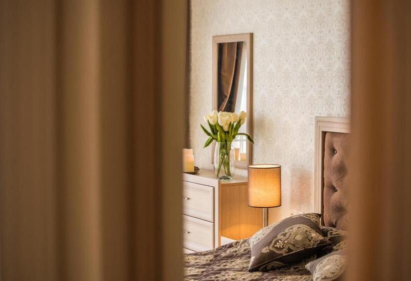 Апартаменты Deluxe 2 Спальни, Harmony Suites  Monte Carlo