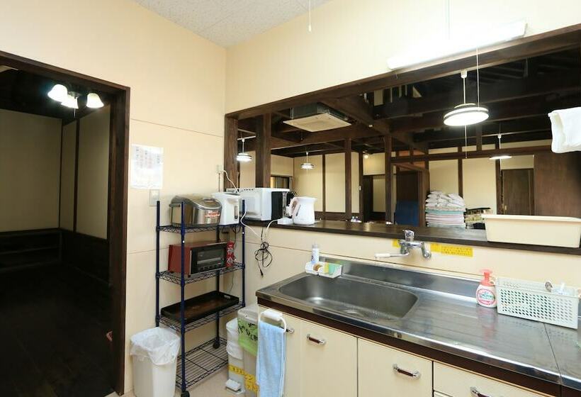 خانه 1 خوابه, Kurasako Onsen Sakura