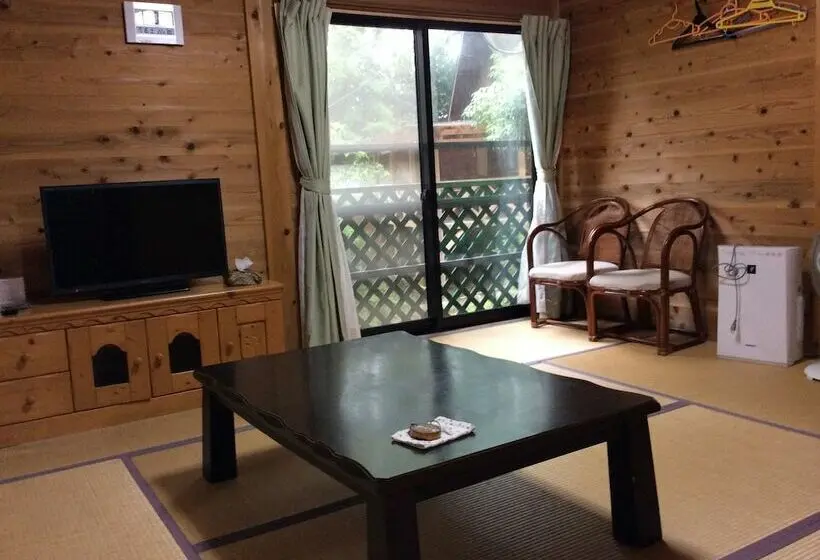 Talo 1 Makuuhuone, Kurasako Onsen Sakura