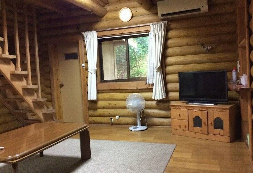 خانه 1 خوابه, Kurasako Onsen Sakura