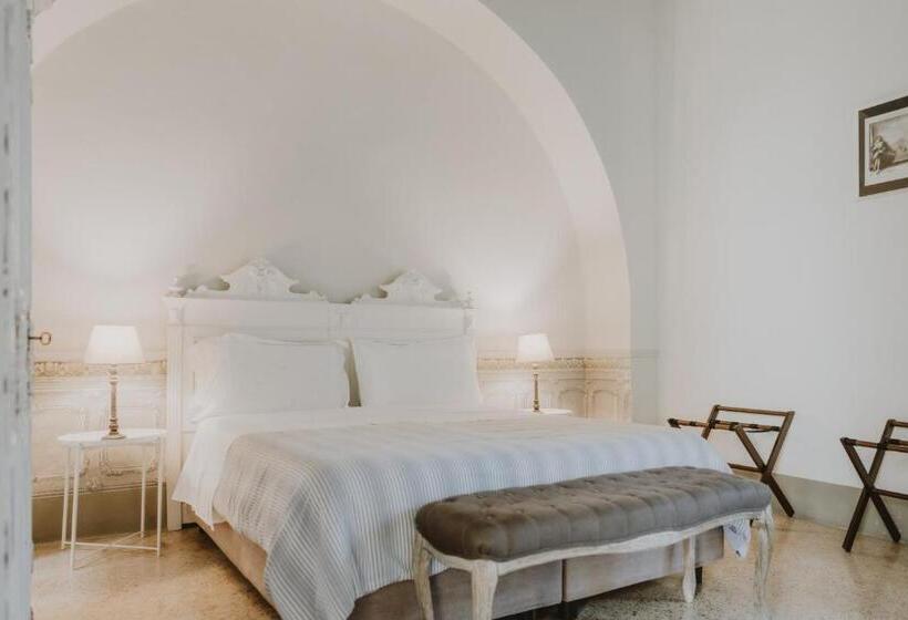 Pokój Deluxe Widok Miasto, Relais Monastero Santa Teresa Albergo Diffuso