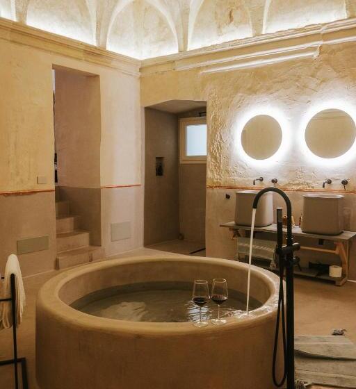 Полулюкс, Relais Monastero Santa Teresa  Albergo Diffuso