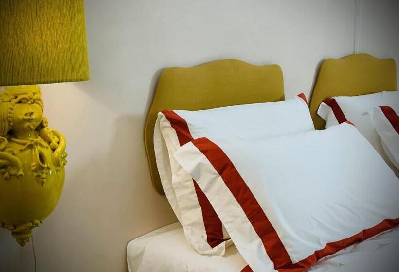 Apartament Deluxe 1 Sypialnia, Relais Monastero Santa Teresa Albergo Diffuso