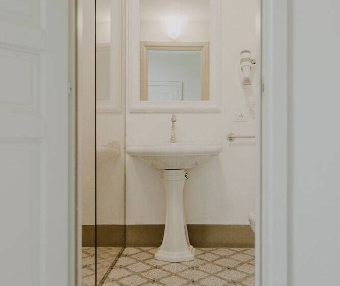 Apartament Deluxe 1 Sypialnia, Relais Monastero Santa Teresa Albergo Diffuso