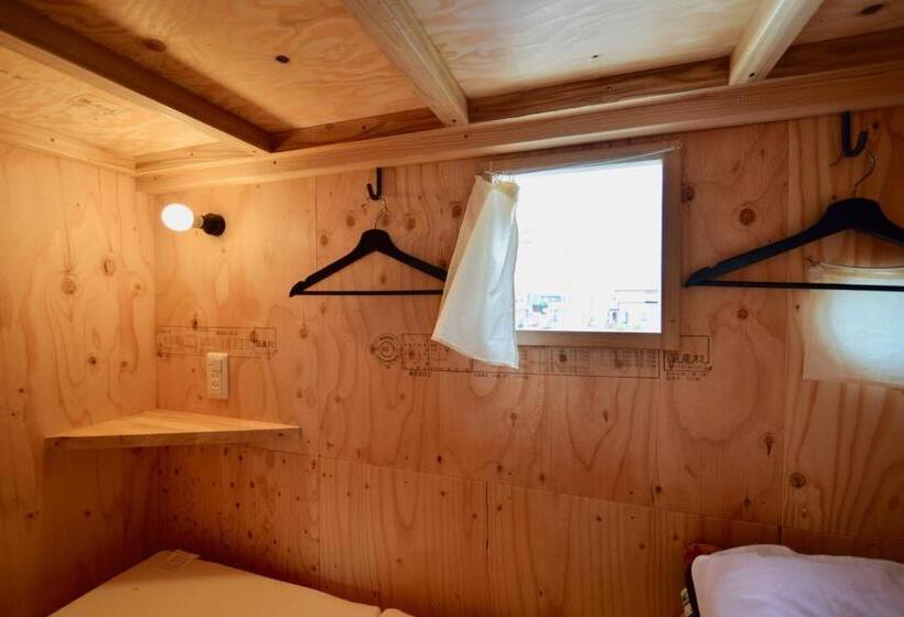 Четырехместный номер эконом класса с общей ванной комнатой, Saga International Guesthouse Hagakure