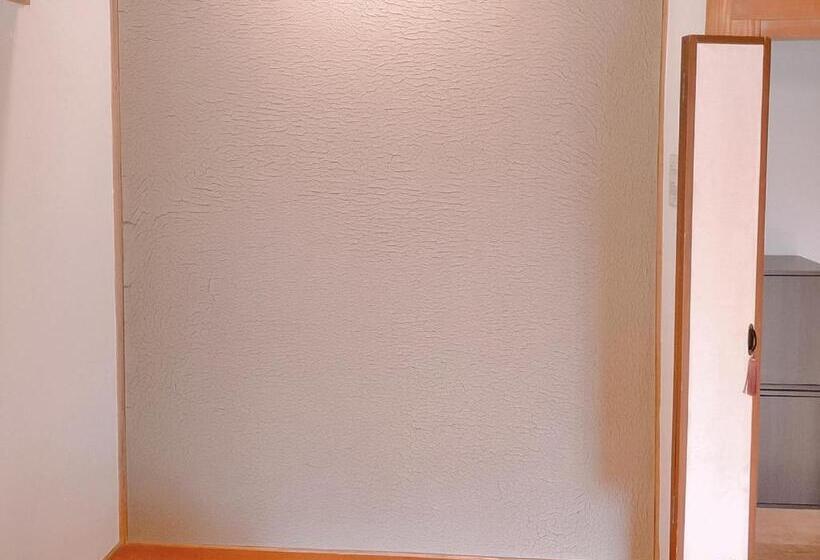 Апартаменты 3 Спальни, Saga International Guesthouse Hagakure