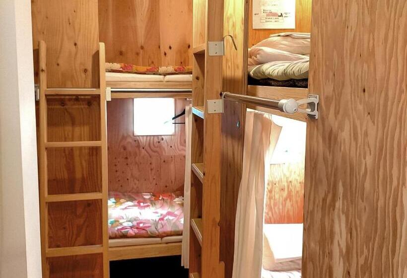 Апартаменты 3 Спальни, Saga International Guesthouse Hagakure