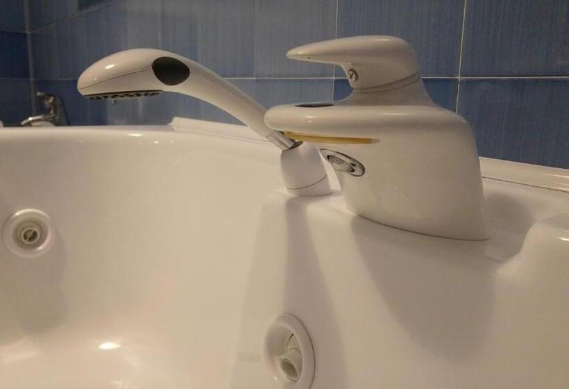 スタンダードトリプルルーム, Vistazzurra B&b