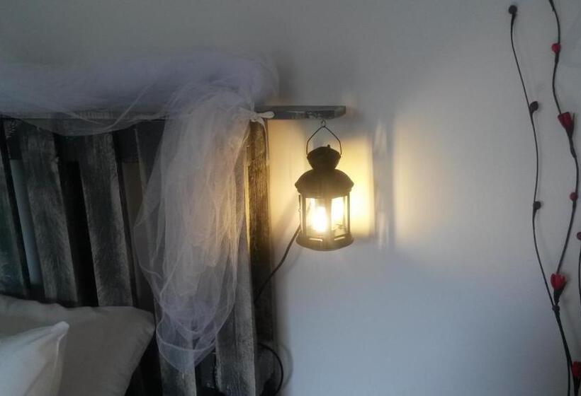 スタンダードトリプルルーム, Vistazzurra B&b