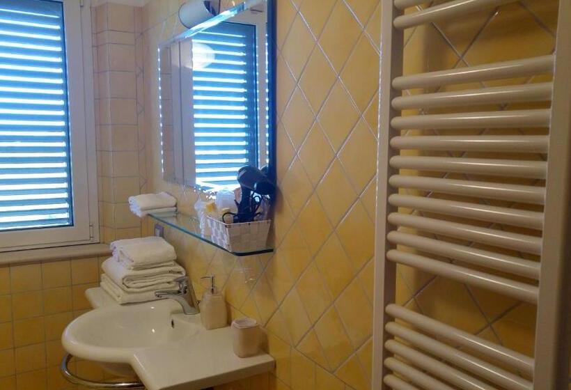 ファミリールーム, Vistazzurra B&b