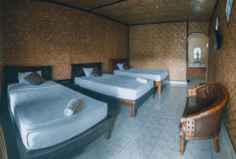 חדר דלוקס לשלושה, Segara Hotel And Restaurant