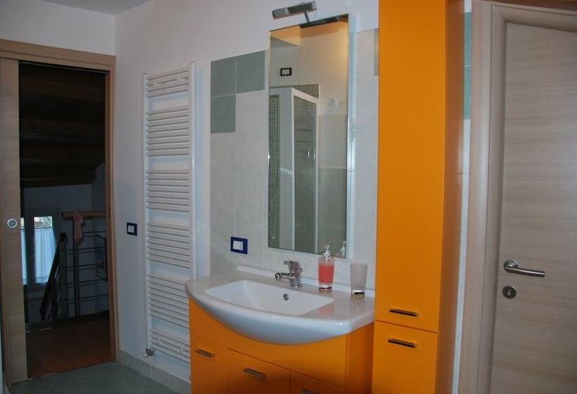 اتاق استاندارد سه نفره, B&b Percorso Verde