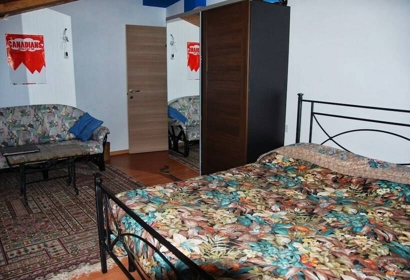 اتاق استاندارد سه نفره, B&b Percorso Verde