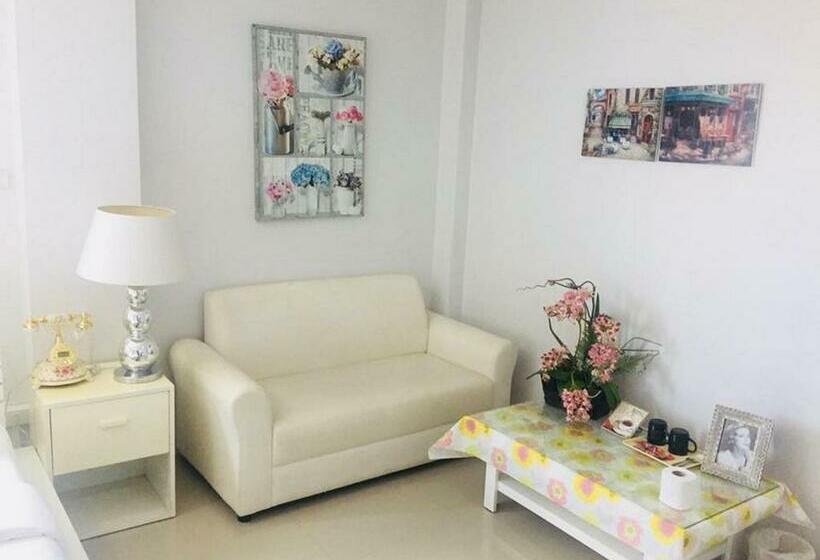 Номер Deluxe, Chic Hotel Suratthani