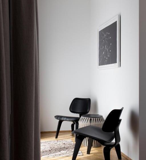 غرفة قياسية, Lend