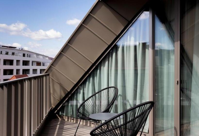 غرفة ديلوكس مزودة بشرفة, Lend