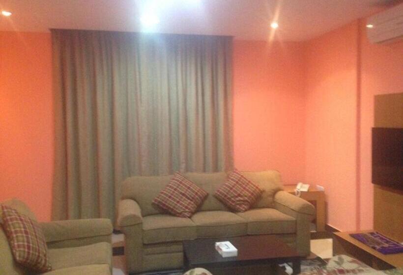 带2个卧室的公寓, اجنحة النرجس الفندقية