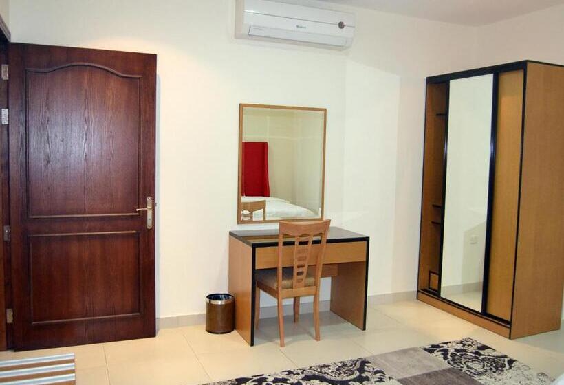 标准工作室, اجنحة النرجس الفندقية