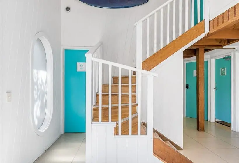 اتاق استاندارد با سرویس بهداشتی مشترک, Aquarius Backpackers Resort