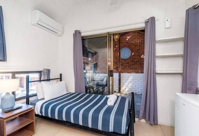 バス共有のスタンダードルーム, Aquarius Backpackers Resort