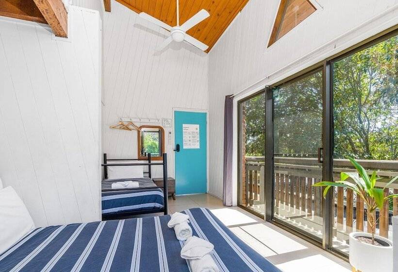 バス共有のスタンダードルーム, Aquarius Backpackers Resort