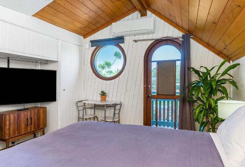 バルコニー付きスタンダードルーム, Aquarius Backpackers Resort