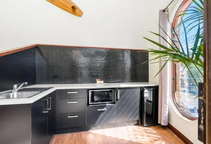 اتاق استاندارد با وان آب گرم, Aquarius Backpackers Resort