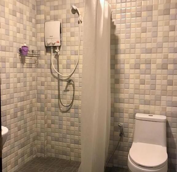 标准房带园景, Kiri Tawan